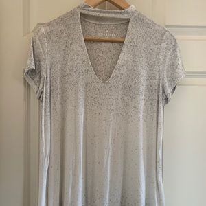 V neck cut out tee
